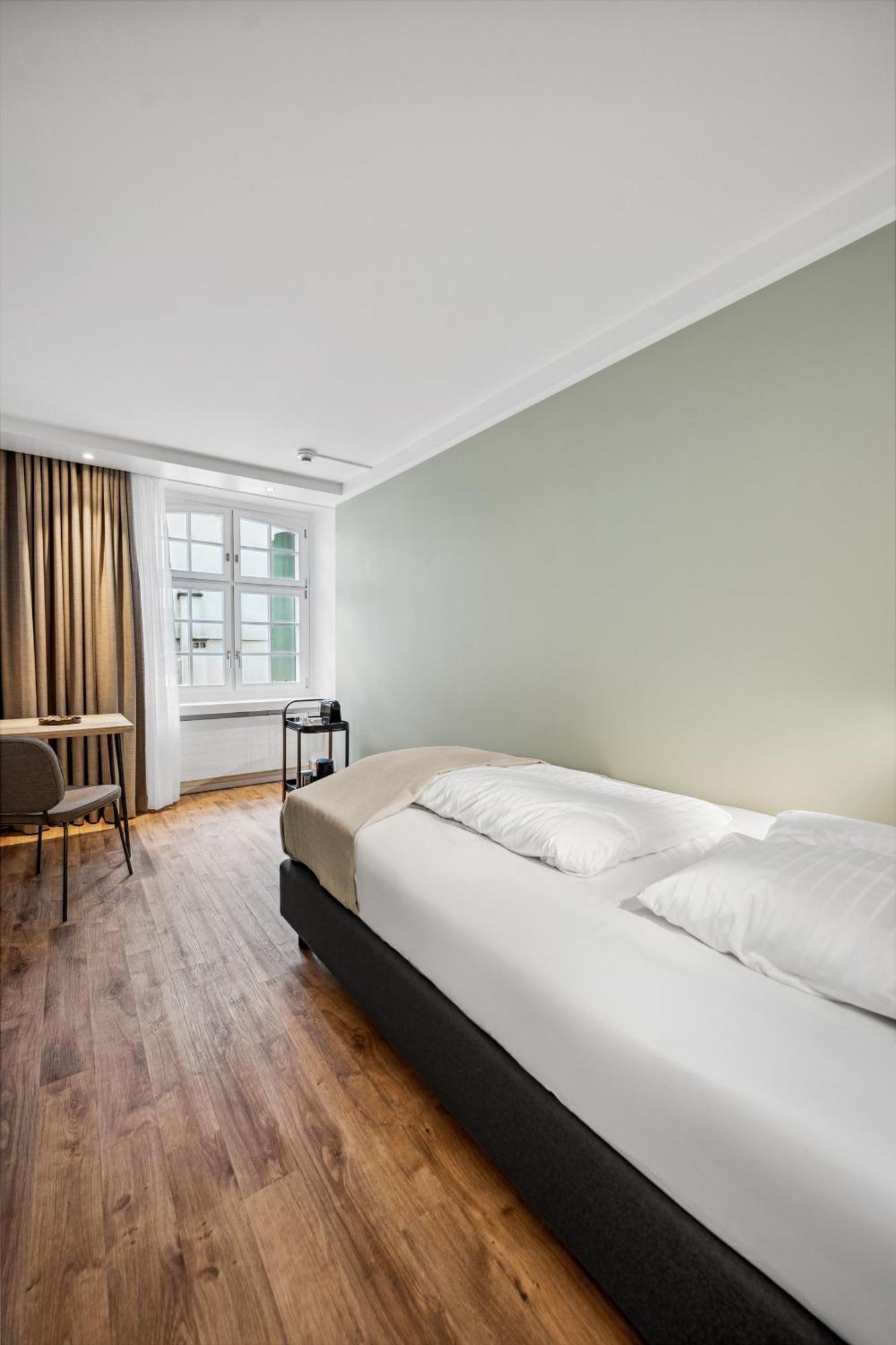 Limehome Muenzgasse * Basileia
